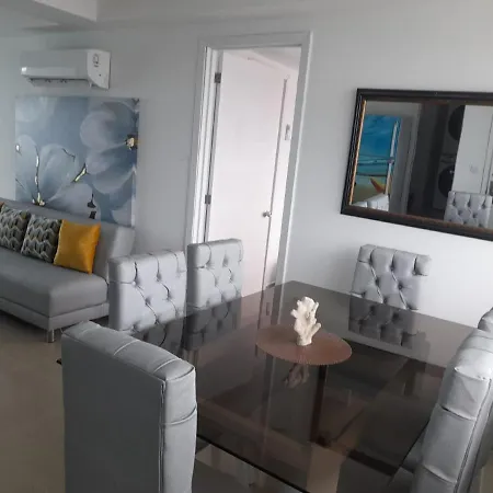 Apartamento Al-3 Frente A La Playa Balcon Con Aire Acondicionado Y Wif Apartamento Cartagena