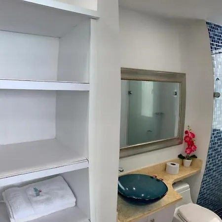 Apartamento Apartamento Al-3 Frente A La Playa Balcon Con Aire Acondicionado Y Wif Cartagena